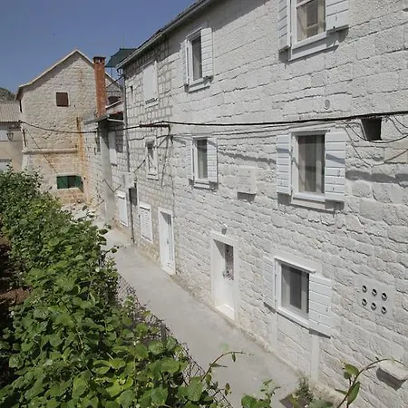 Дом отдыха Stone House Ernest *