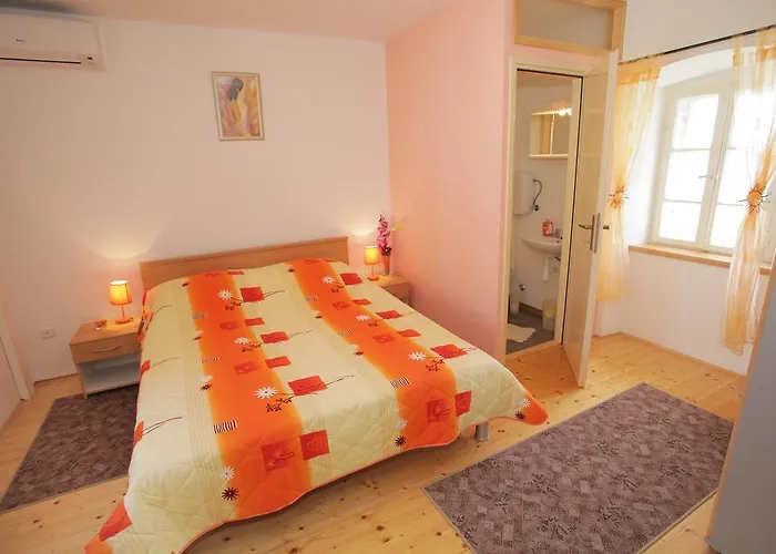 Stone House Ernest بيت للعطل تروغير