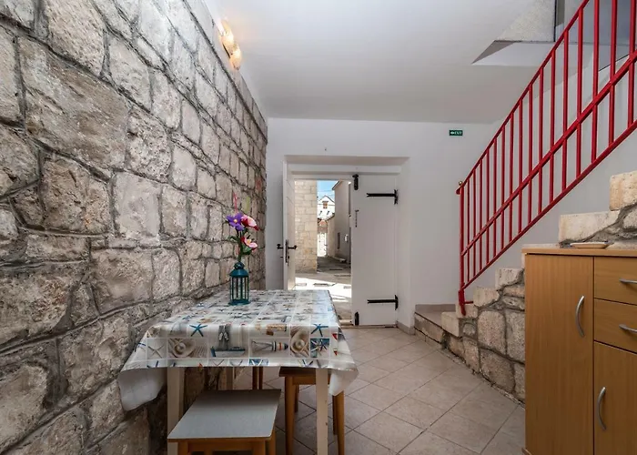 Vikendica Stone House Ernest *